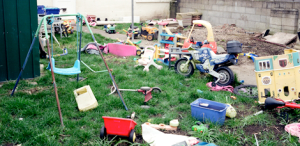 Got Unused Items Building Up In Your Backyard? Ways You Can Sell It