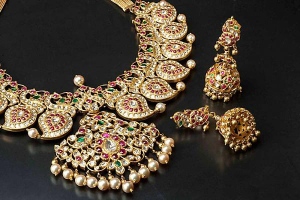 The Aesthetic Benefits Of Antique Jewellery