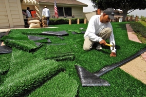 artificial-turf-installation